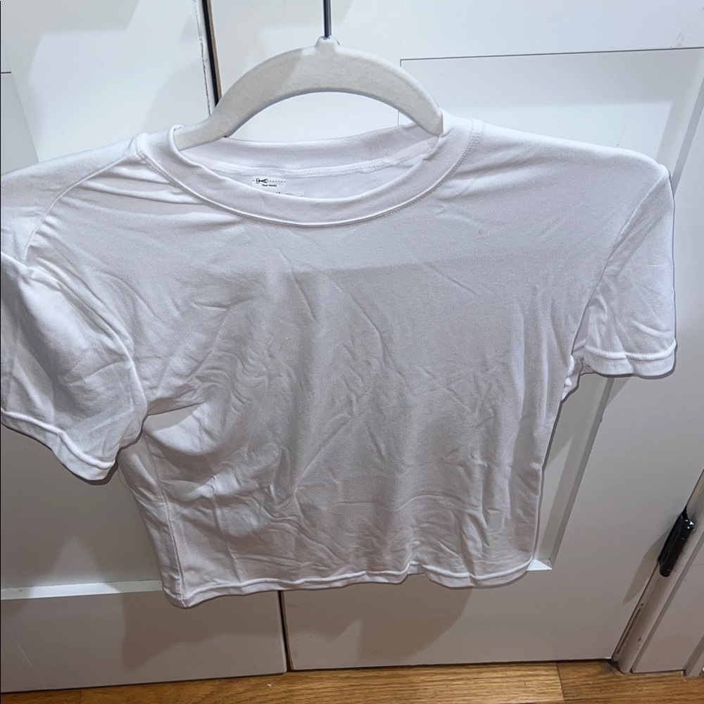 Gold Hinge White Every Day Tee